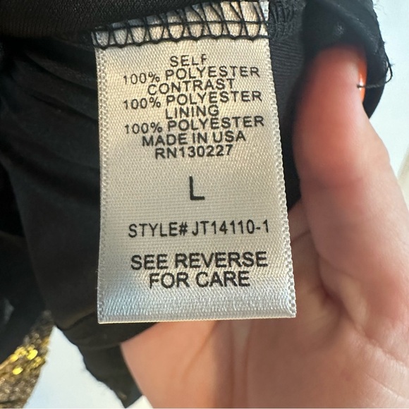 Charlotte Russe Y2K Chevron Sequin Cami. Size: Large. - Picture 7 of 7